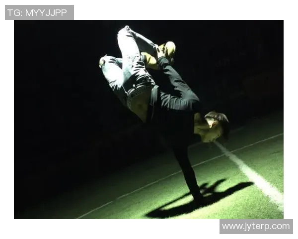 李芳独家揭秘街舞技巧与心得分享助你舞出自信与风采