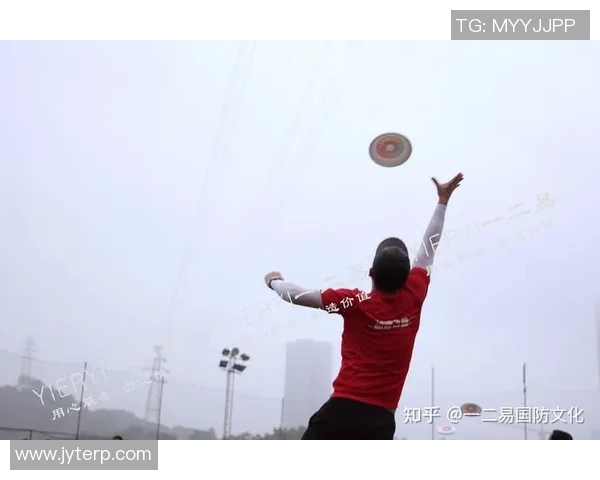 广州飞盘队与南京飞盘队赛后复盘分析及状态对比探讨 广州飞盘队与南京飞盘队赛后复盘分析及状态对比探讨