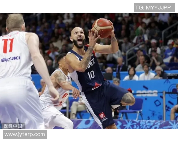 西安羽毛球队在欧锦赛积分榜上以78分稳居第一名展现强劲实力 西安羽毛球队在欧锦赛积分榜上以78分稳居第一名展现强劲实力