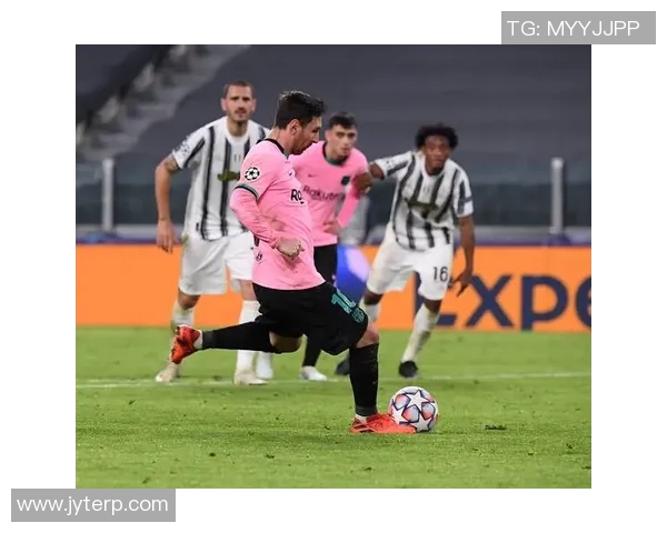 巴塞罗那与尤文图斯精彩对决全场回顾与分析 巴塞罗那与尤文图斯精彩对决全场回顾与分析