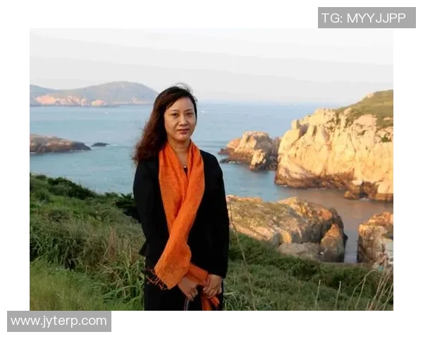 王岚的音乐之旅：从初出茅庐到璀璨星途的成长故事