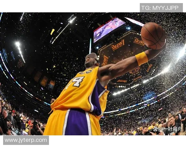 科比布莱恩特传奇生涯回顾：从天才少年到篮球之神的荣耀历程