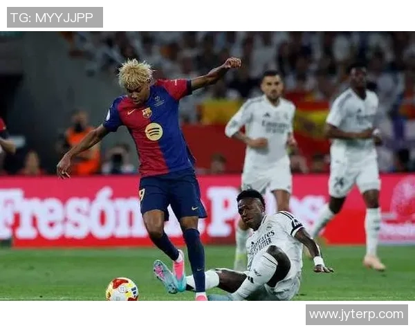 北京巴萨与皇马巅峰对决足球盛宴再度上演激情四溢的经典之战 北京巴萨与皇马巅峰对决足球盛宴再度上演激情四溢的经典之战