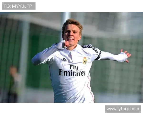 厄德高：从天才少年到足球巨星的成长之路与未来展望