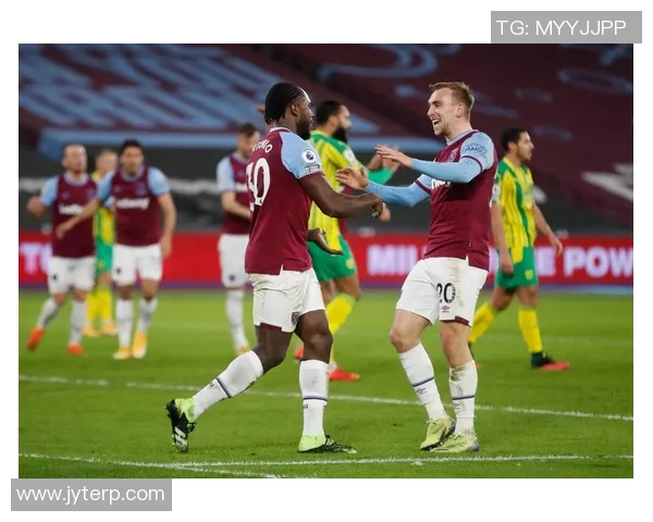 西布朗维奇主场迎战曼联双方争夺英超宝贵积分之战