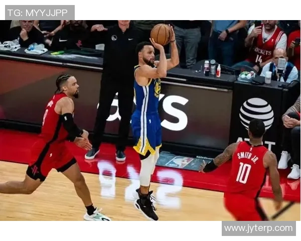 2016年勇士与火箭季后赛第三场精彩回顾与赛后分析 2016年勇士与火箭季后赛第三场精彩回顾与赛后分析