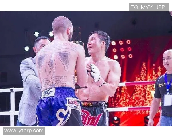 张君龙与董泰山的巅峰对决谁将成为武林传奇的继承者