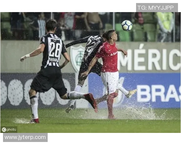 日本与巴拉圭精彩对决视频回放分析与赛事亮点总结