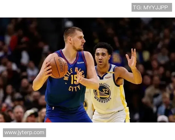 勇士与掘金季后赛精彩对决回顾全场录像分析与精彩瞬间汇总