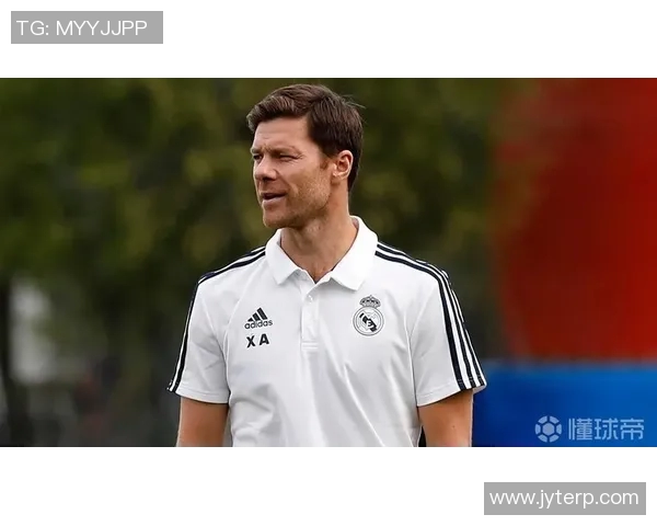 哈维阿隆索退役后开启新篇章将执教皇马青年队培养未来之星