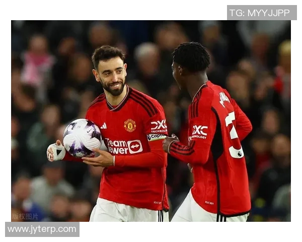 布鲁诺费尔南德斯的足球之路与未来展望:从天才少年到世界级中场 布鲁诺费尔南德斯的足球之路与未来展望:从天才少年到世界级中场