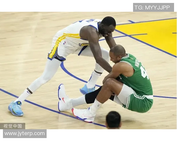 新西兰与中国男篮赛场冲突引发热议球员打架事件背后的深层原因分析 新西兰与中国男篮赛场冲突引发热议球员打架事件背后的深层原因分析