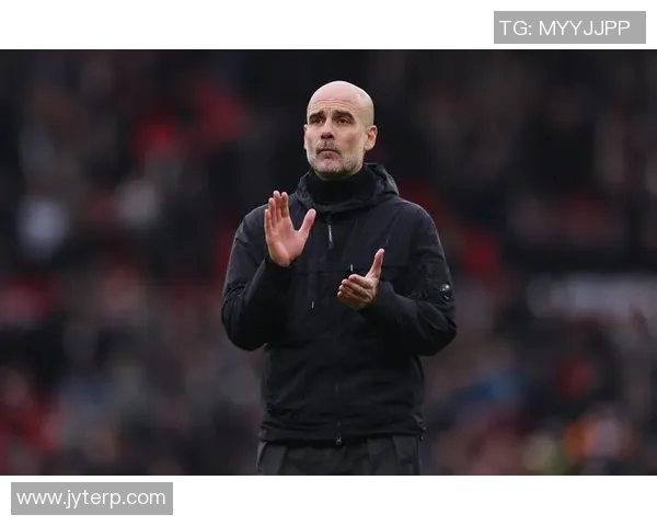 曼城与曼联交锋历史回顾与战绩分析探讨两队宿敌之战的精彩瞬间