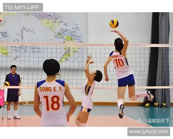 深圳排球队的盯防战术解析与深度剖析排球竞技的策略与技巧 深圳排球队的盯防战术解析与深度剖析排球竞技的策略与技巧