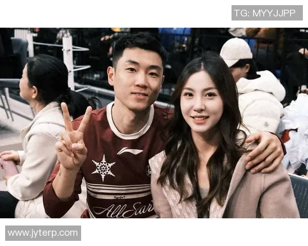 高诗岩：从青涩少年到篮球场上的闪耀明星之路