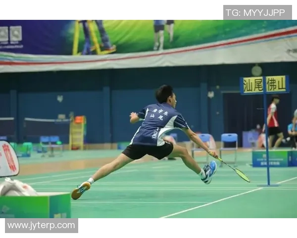 深圳羽毛球队在邀请赛中的实力展现与未来发展潜力分析