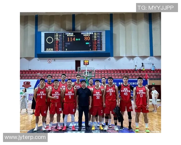 成都篮球队在比赛经验排名中创新高展现实力与团队合作精神